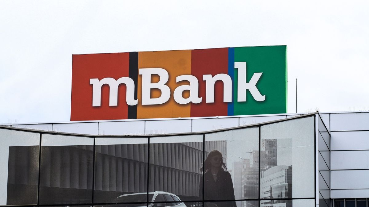 Wraca temat sprzedaży mBanku.