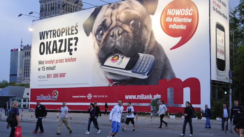 mBank informuje, że atak przestępców przebiega w kilku etapach