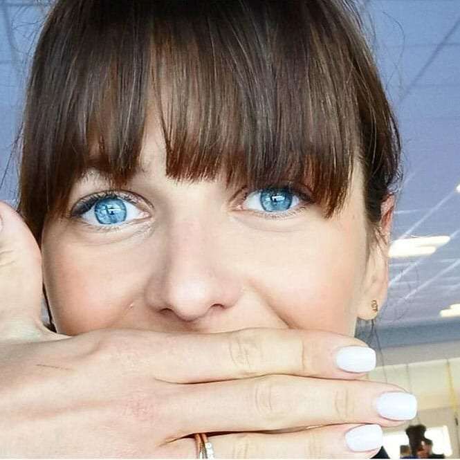 Anna Lewandowska z podkrążonymi oczami