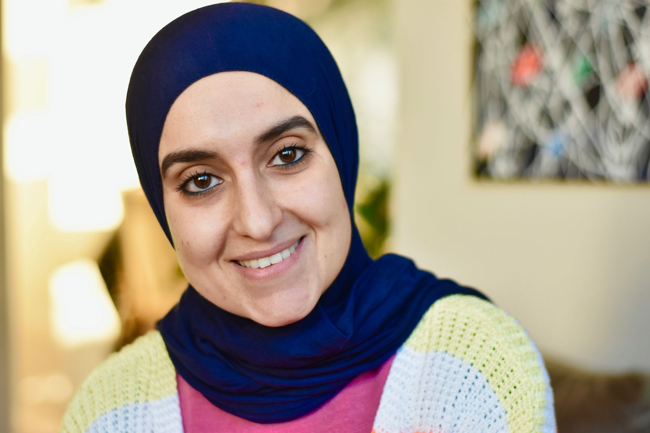 Eman Salama jest terapeutką. Na co dzień mieszka i pracuje w Polsce