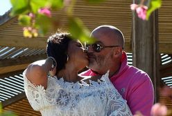 Dominika "Wodzianka" Zasiewska wypoczywa na plaży. Pokazała, jak całuje się z mężem