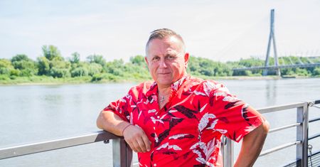 Krzysztof Hanke głodował na planie "Lepiej późno niż wcale"