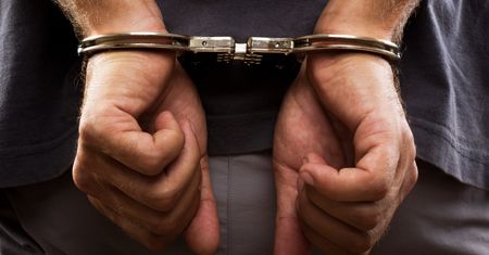 19-latek zadźgał nożem swoją koleżankę. Usłyszał wyrok