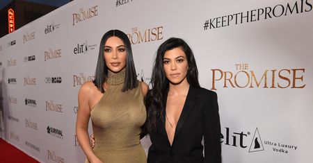 Czerń i złoto, czyli blichtr w stylu Kardashianek
