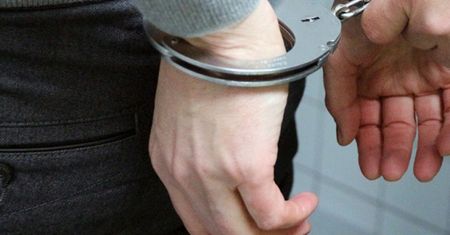 Policja znalazła rozczłonkowane ciało, zatrzymała 12-latkę. Kanibale pod Petersburgiem