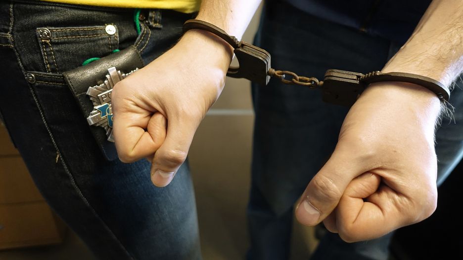 Śląsk. Policja zatrzymała pięciu podejrzanych o podłożenie ładunku wybuchowego w Wyrach