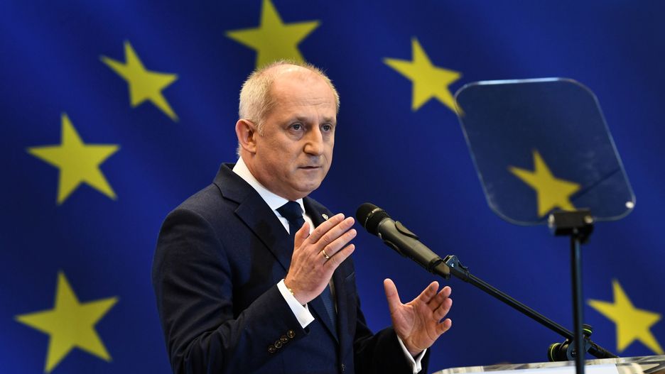 Sławomir Neumann twierdzi, że Trzaskowski nie zastąpi Grzegorza Schetyny