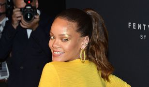 Rihanna na premierze linii swoich kosmetyków. Wszyscy patrzyli na jej piersi!