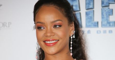 Rihanna coraz pulchniejsza. Po dawnej seksbombie nie ma już śladu?