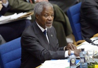 Personel ONZ kontra Kofi Annan