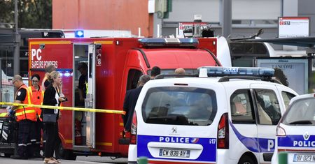 Francja: atak nożownika. 1 osoba nie żyje, 9 jest rannych