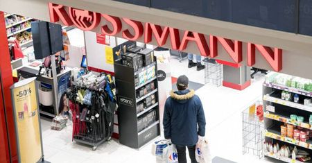 Rossmann szaleje! Miażdżące promocje na najlepsze kosmetyki. Taniej już nie będzie