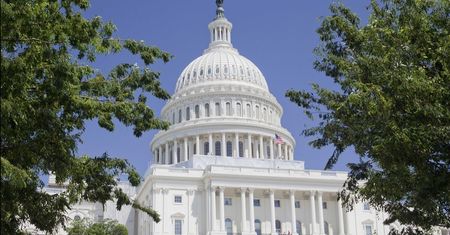 Wykorzystywanie seksualne w Kongresie USA. Oskarżycielski raport