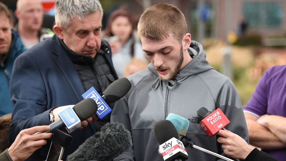 Rodzice Alfiego poprosili m.in. Polaków o "powrót do normalnego życia"
