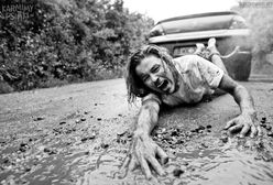 Gwiazdy w kontrowersyjnej sesji przeciwko porzucaniu zwierząt