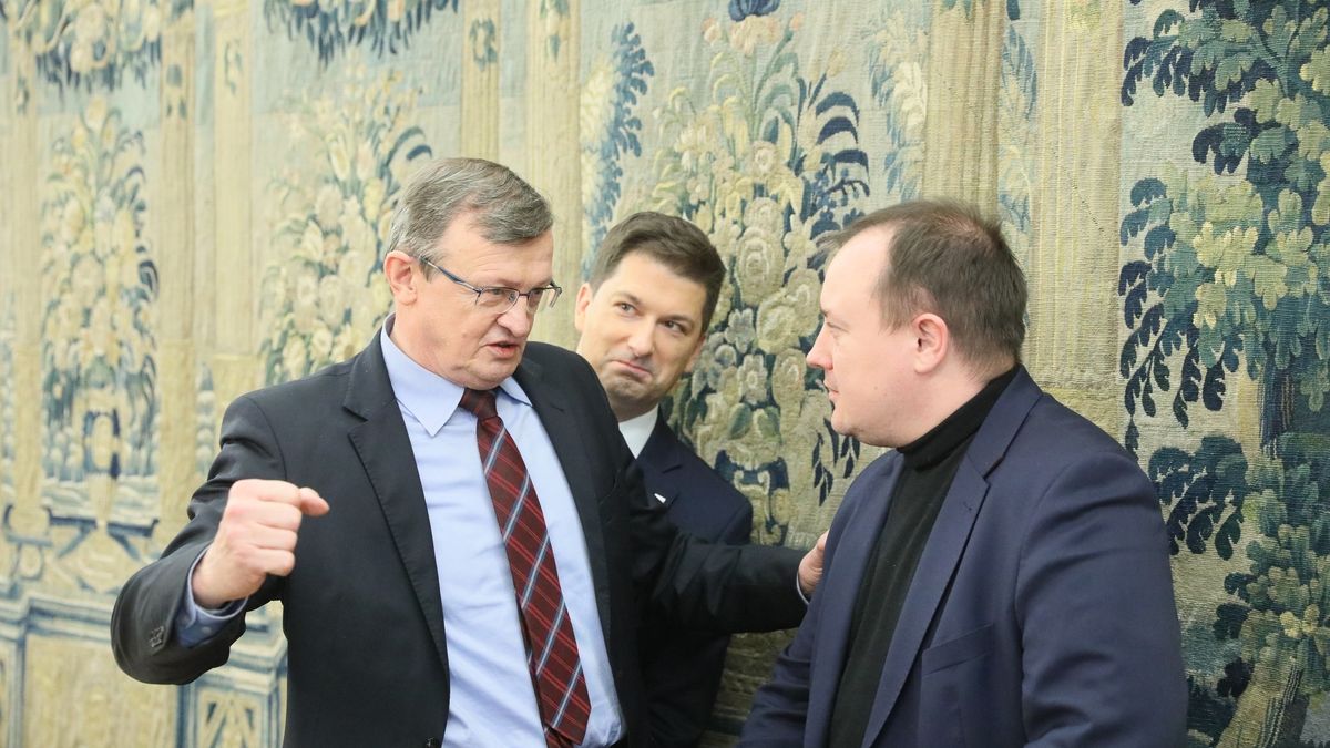 Zanim prezydencka ustawa trafiła do Komisji Finansów Publicznych, pracowała nad nią specjalna podkomisja, którą kieruje Tadeusz Cymański