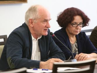 Dekoncentracja i repolonizacja. PiS znów mówi o mediach