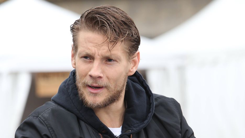 Sebastian Fabijański: "Nie mam jak się znieczulić, zresetować, więc trudniej mi się przeżywa żałobę"