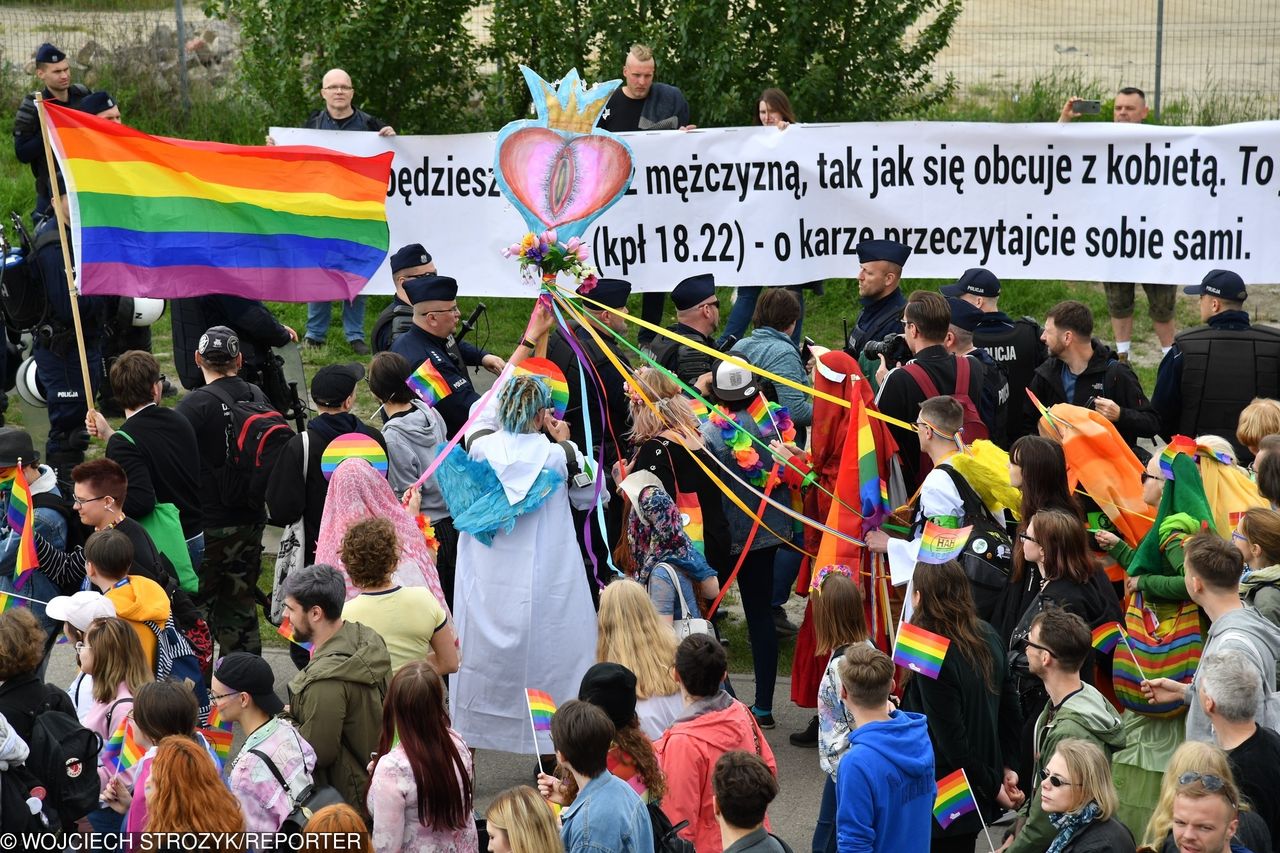 Aleksandra Dulkiewicz oburzona obrazoburczym incydentem na marszu równości