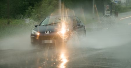 Pogoda szalała na Pomorzu. Nawałnice i grad na Półwyspie Helskim