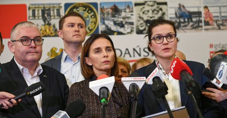 Gdańsk. Konferencja prasowa z Urzędu Miasta po śmierci Pawła Adamowicza