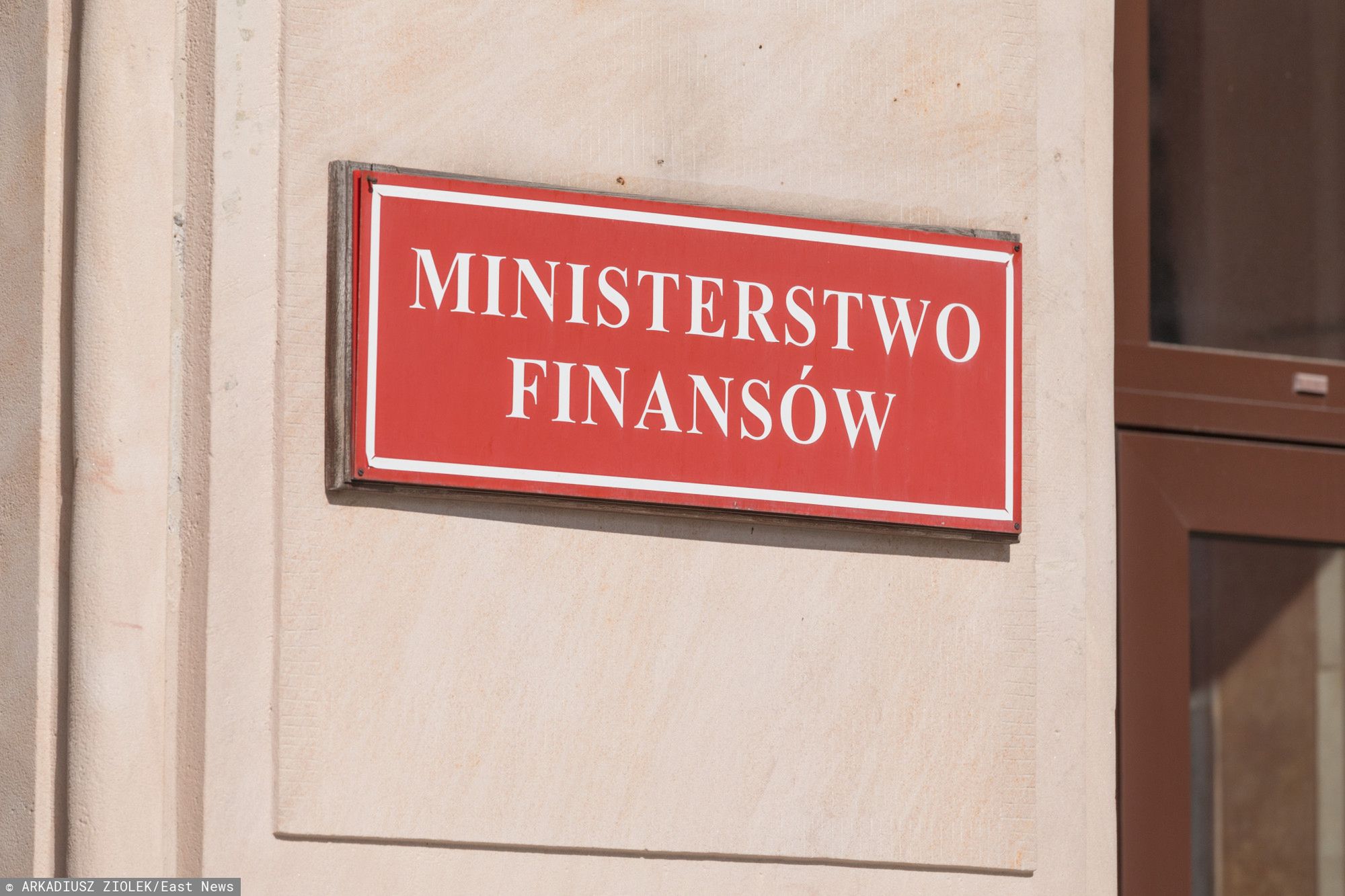 Ministerstwo Finansów ostrzega przed fałszywymi SMS-ami.