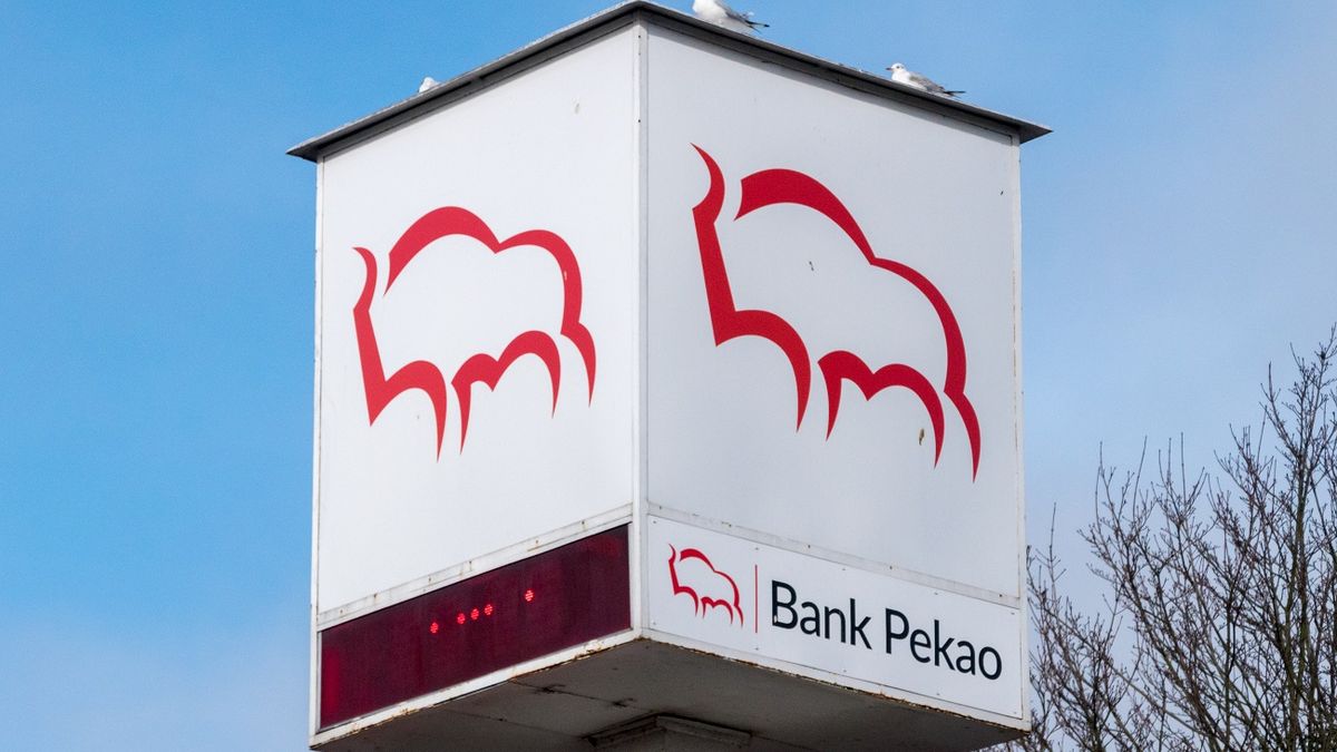 Pekao SA chce zwolnić do 1200 osób.