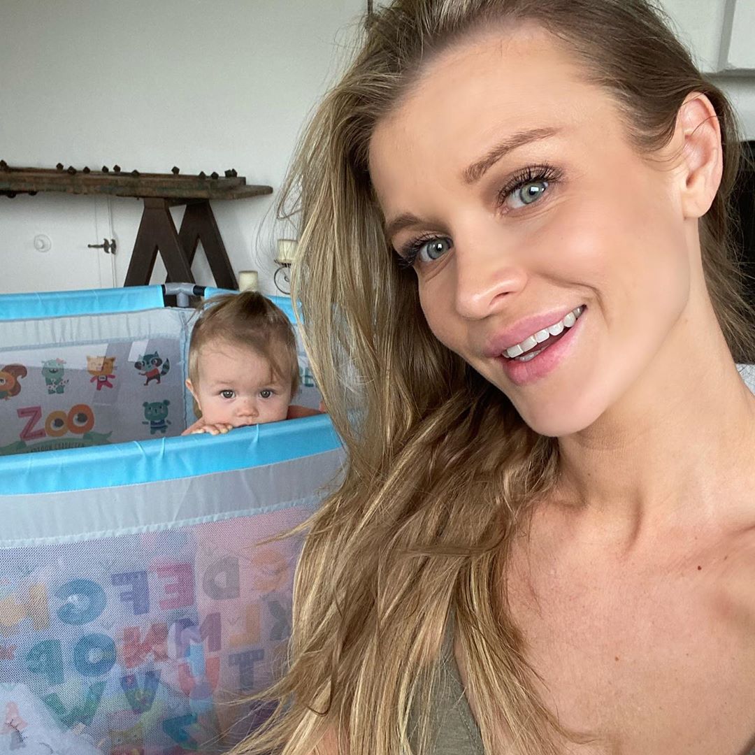 Joanna Krupa z córką