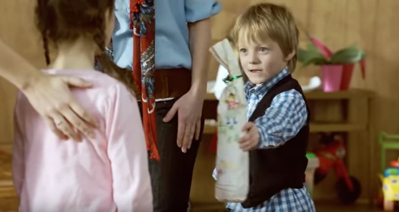 Skargi na reklamę syropu Paola. "Posługuje się podtekstem alkoholowym"