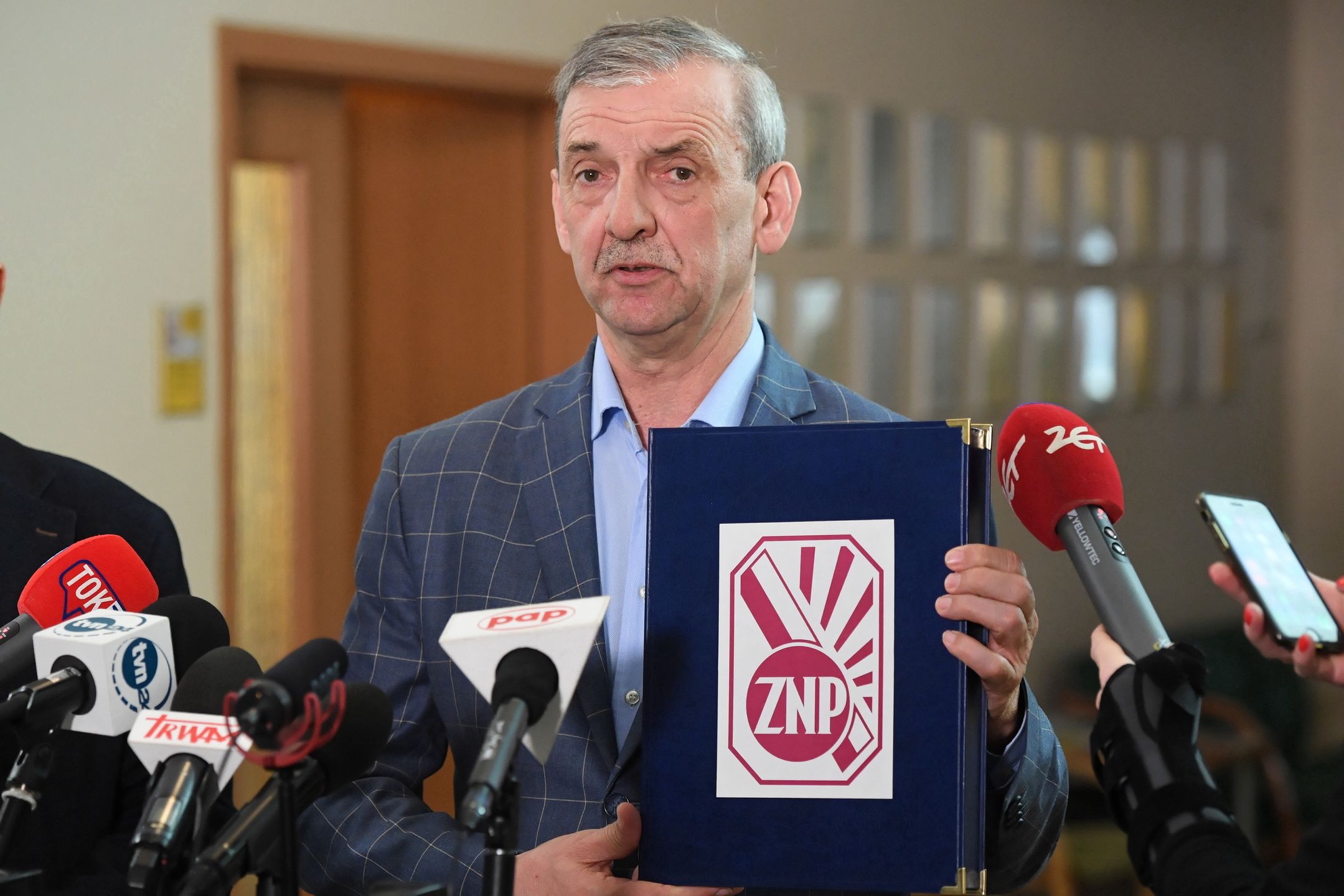 Koronawirus w Polsce. Prezes ZNP Sławomir Broniarz uważa, że egzamin ósmoklasisty powinien zostać przełożony