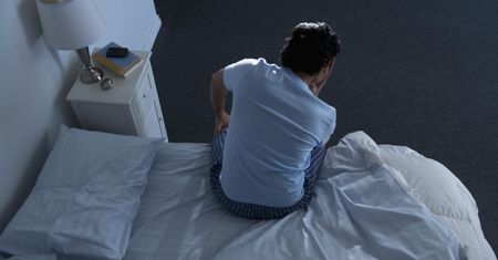 Atakuje w nocy i może zwiastować groźną chorobę. "Mamy prawdziwą epidemię"