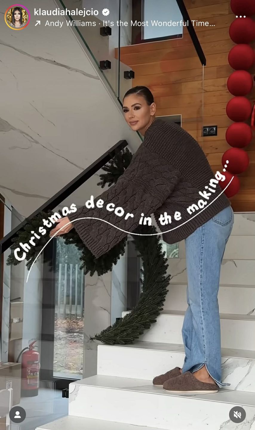 Klaudia Halejcio przystroiła willę na święta