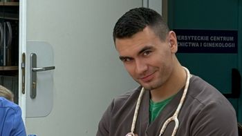 Totalna metamorfoza Conana Kaźmierskiego! Odmieniony kusi kobiety zarostem i bicepsami (NOWE ZDJĘCIE)