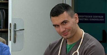 Totalna metamorfoza Conana Kaźmierskiego! Odmieniony kusi kobiety zarostem i bicepsami (NOWE ZDJĘCIE)
