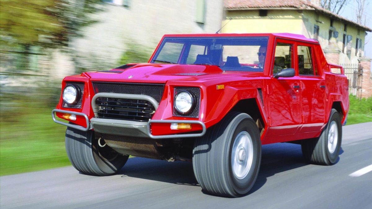 Lamborghini LM002