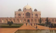 Zanieczyszczenie powietrza w New Delhi przyczyną otyłości i astmy wśród dzieci