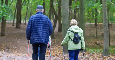 Seniorzy masowo rezygnują z wyjazdu do sanatorium. Nawet 70 osób na dzień