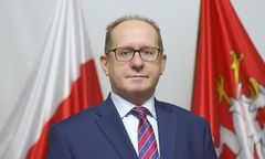 Dębica. Burmistrz chciał zmniejszyć sobie pensję. Nie dostał zgody