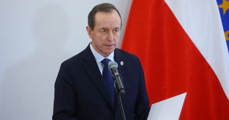 Grodzki o tragicznym bilansie COVID-19. "Pandemią zarządza małe grono antyszczepionkowców"