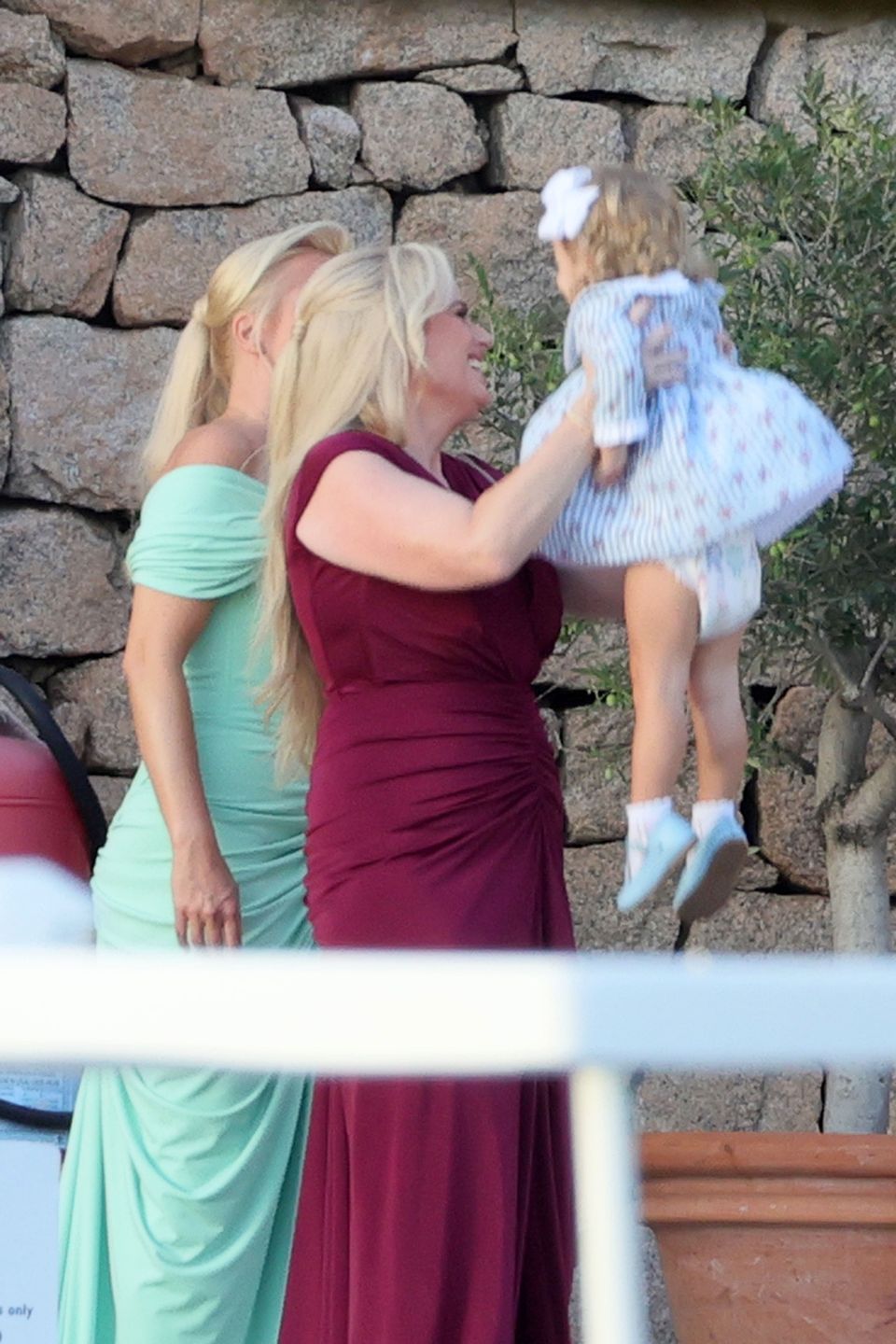 Rebel Wilson i Ramona Agruma