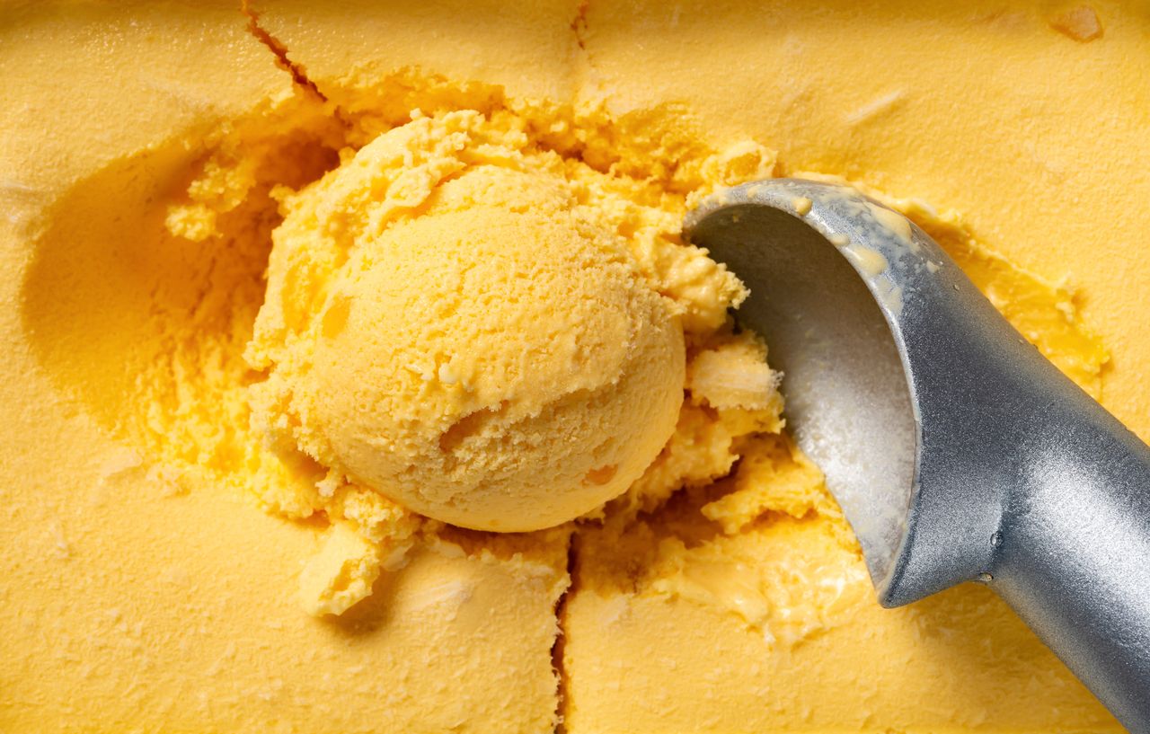 Lody w Toruniu. Klasyka kontra nowe smaki: lawenda, oliwa, pietruszka