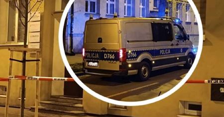 Poszli pod biuro posła PiS. "To jest gnój, jaki musimy posprzątać"