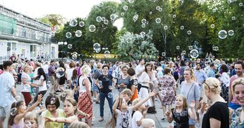 Trzy dni imprez z Warszawie. Nowy festiwal, darmowe koncerty i targi. W tym mieście nie da się nudzić