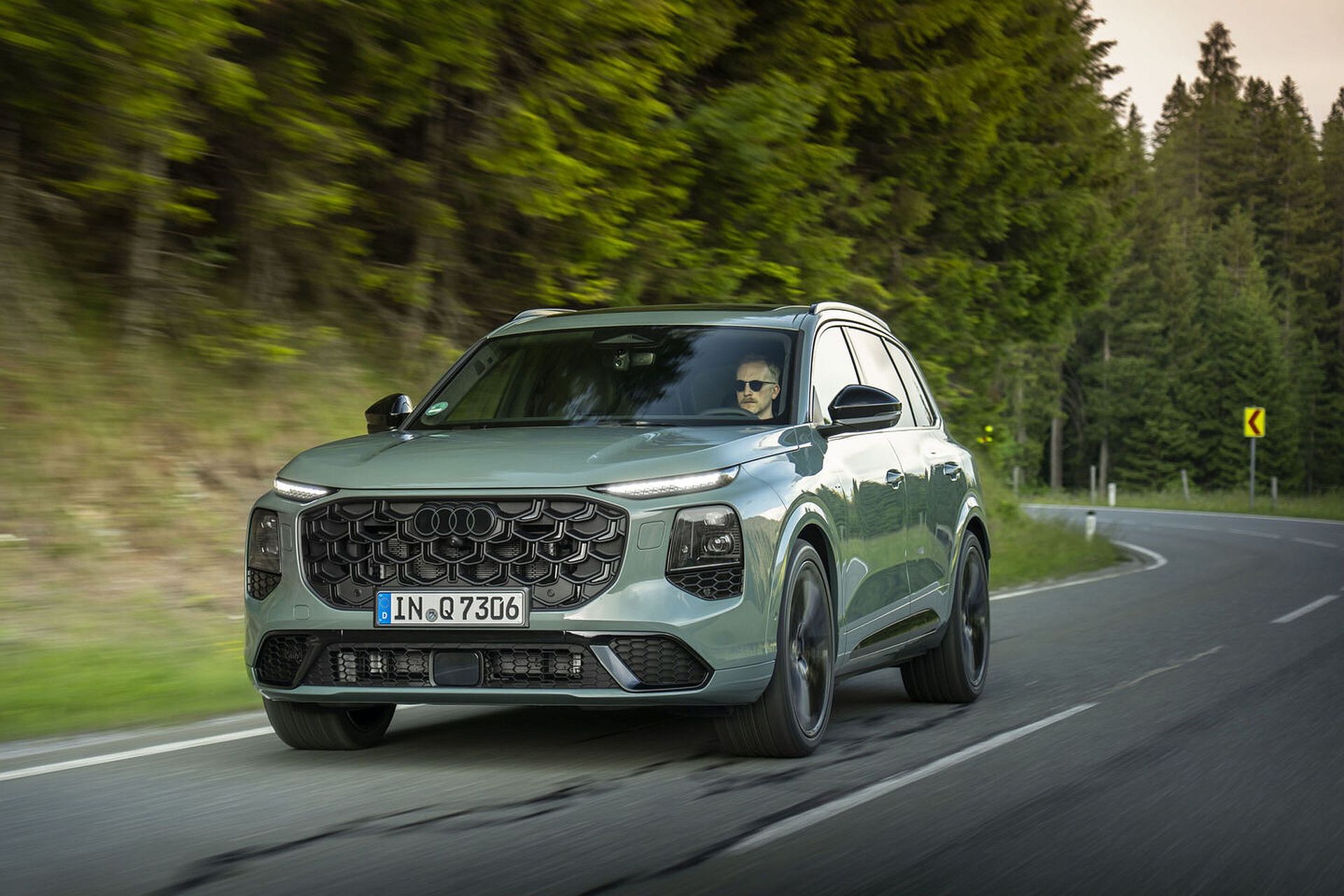 nowe-audi-q7-2027-ju-po-pierwszych-testach-jak-je-dzi