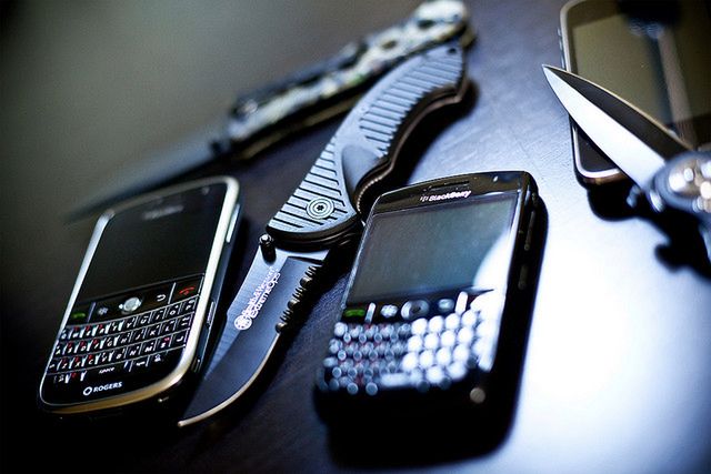 Sprzedaż patentów ratunkiem dla producenta BlackBerry?