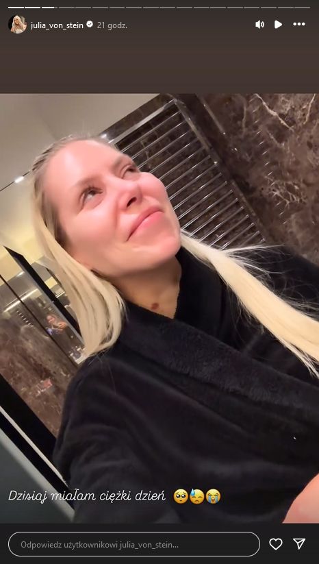 Julia von Stein zalewa się łzami na Instastories