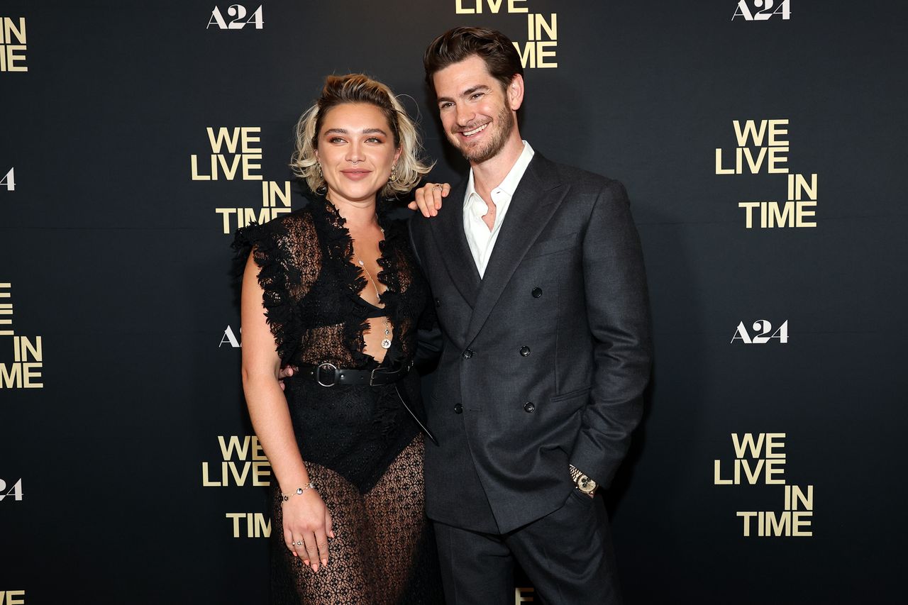 NEW YORK, NEW YORK - SEPTEMBER 09: (L-R) Florence Pugh and Andrew Garfield attend A24's "We Live in Time" New York Screening at Crosby Street Hotel on September 09, 2024 in New York City. (Photo by Marleen Moise/Getty Images)