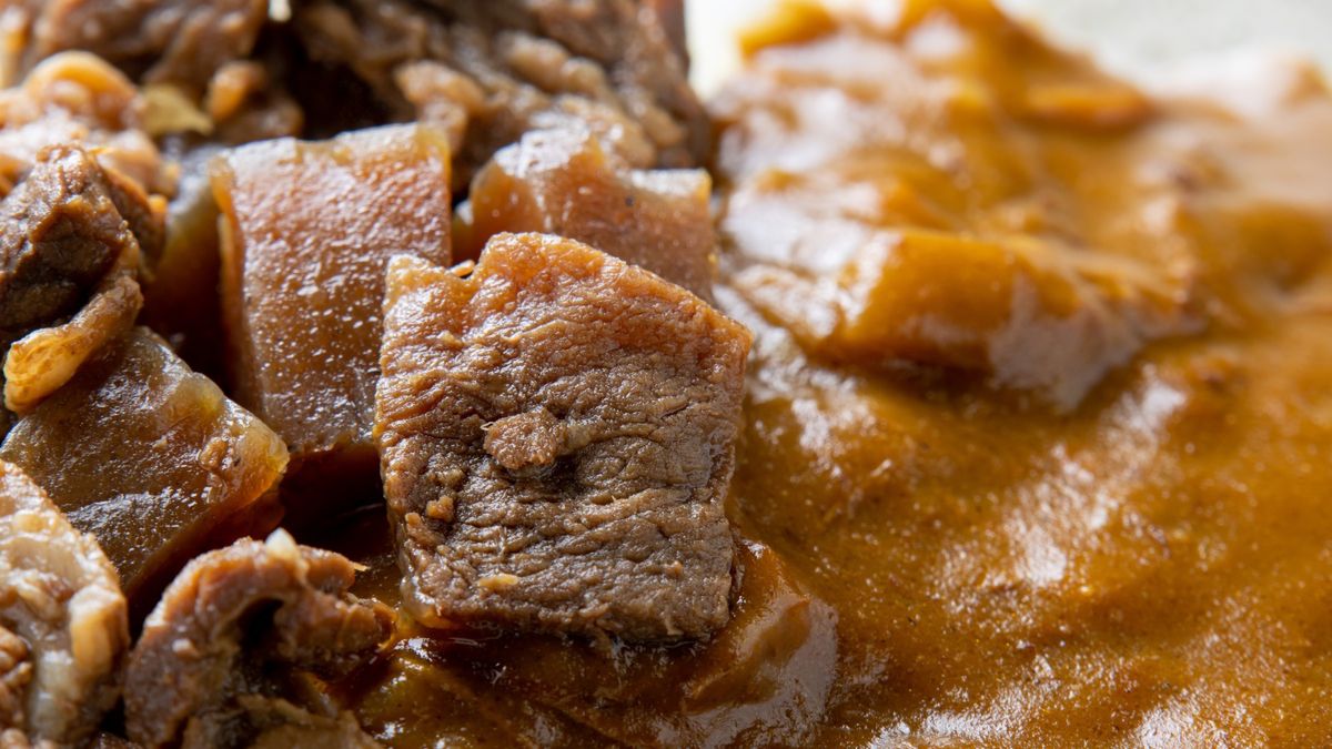 Kolagenowy gulasz z ścięgien wołowych