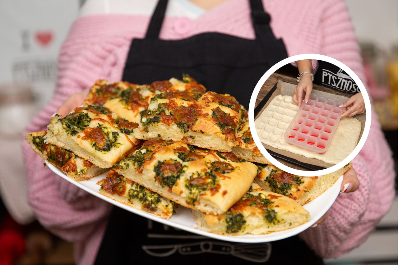 Ułóż na cieście drożdżowym foremkę do lodu. Po wizycie w piekarniku podasz przekąskę dużo lepszą od pizzy