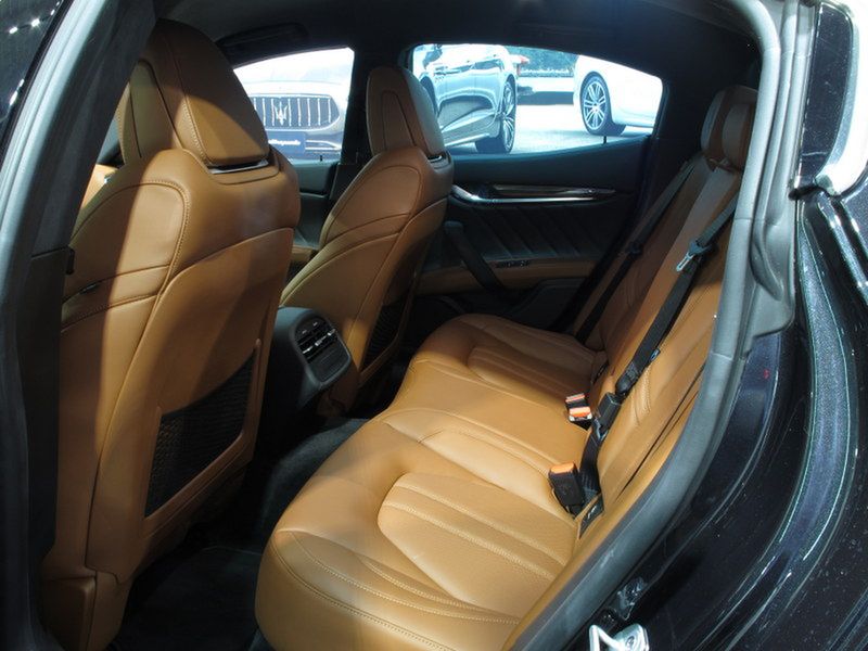 Maserati Ghibli SQ4